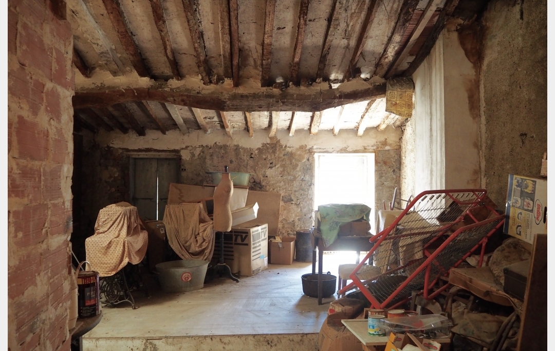 Benedicte JOUVET - ODYSSEE - IMMO-DIFFUSION : Maison / Villa | CASCASTEL-DES-CORBIERES (11360) | 106 m2 | 70 000 €  Benedicte JOUVET - ODYSSEE - IMMO-DIFFUSION : Maison / Villa | CASCASTEL-DES-CORBIERES (11360) | 106 m2 | 70 000 €