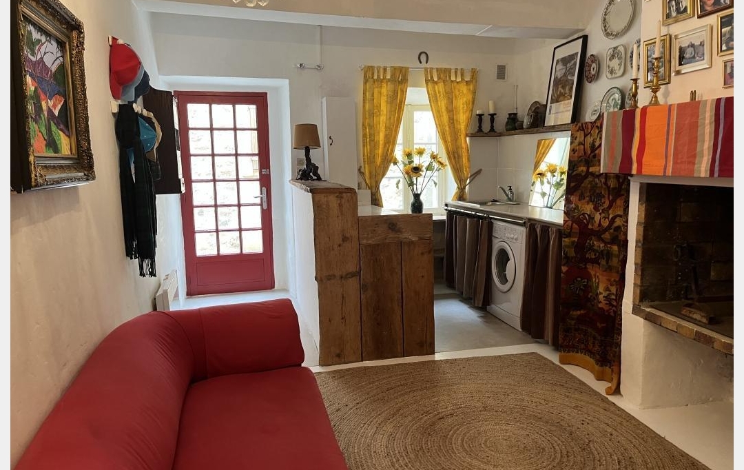 Benedicte JOUVET - ODYSSEE - IMMO-DIFFUSION : Maison / Villa | VILLESEQUE-DES-CORBIERES (11360) | 133 m2 | 135 000 €  Benedicte JOUVET - ODYSSEE - IMMO-DIFFUSION : Maison / Villa | VILLESEQUE-DES-CORBIERES (11360) | 133 m2 | 135 000 €