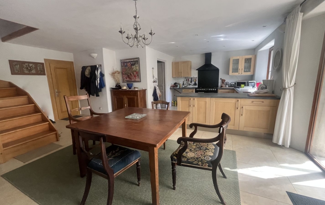 Benedicte JOUVET - ODYSSEE - IMMO-DIFFUSION : Maison / Villa | VILLESEQUE-DES-CORBIERES (11360) | 148 m2 | 329 000 €  Benedicte JOUVET - ODYSSEE - IMMO-DIFFUSION : Maison / Villa | VILLESEQUE-DES-CORBIERES (11360) | 148 m2 | 329 000 €